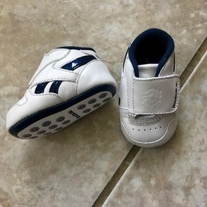 REEBOK BABY BOY SNEAKERS SIZE 0